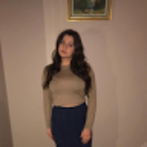 Meet your Posher, Sophie - Picture 1 of 1